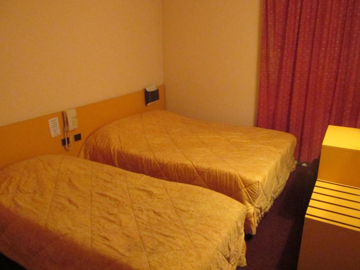 Hotel Estival Arriel Лурд Экстерьер фото
